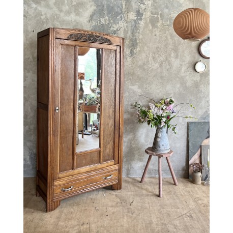 Armoire art deco