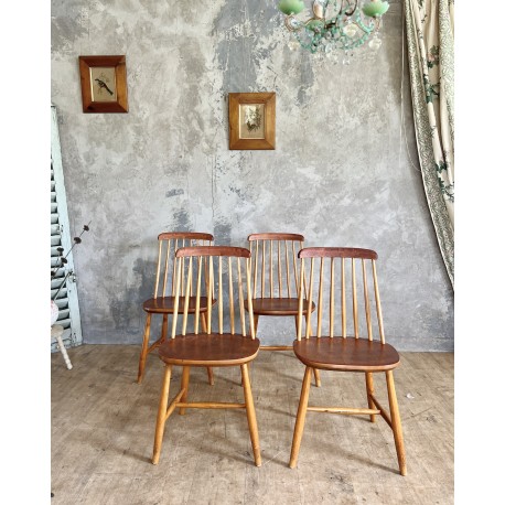 Série de 4 chaises Nesto – Danemark