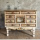 Commode fleurie
