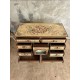 Commode fleurie