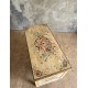 Commode fleurie