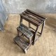 Marche pied ancien