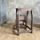 Marche pied ancien