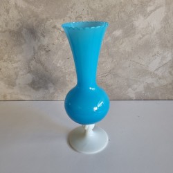 Vase opaline